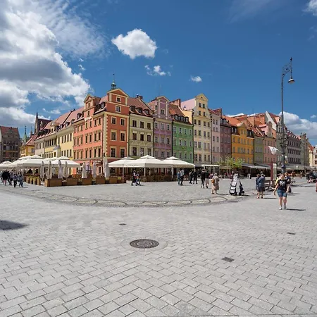 Market Square Corner Kuznicza By Renters *