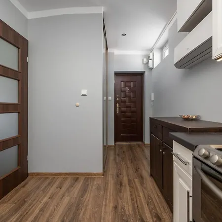 Market Square Corner Kuznicza By Renters *