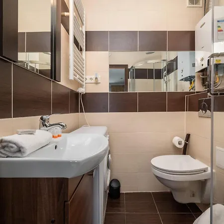 Daire Market Square Corner Kuznicza By Renters
