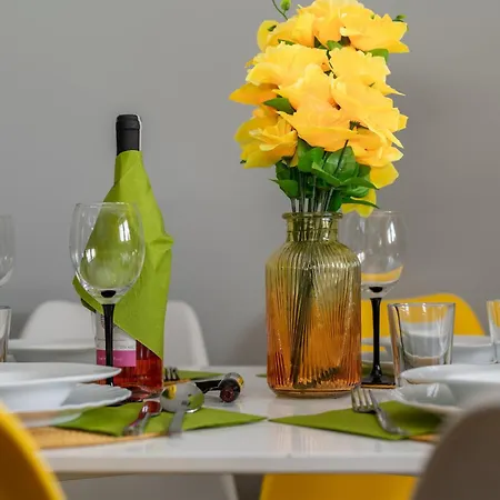 Market Square Corner Kuznicza By Renters 브로츠와프